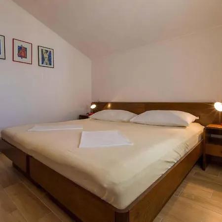 公寓 Two-bedroom In Crikvenica Xxxiv *