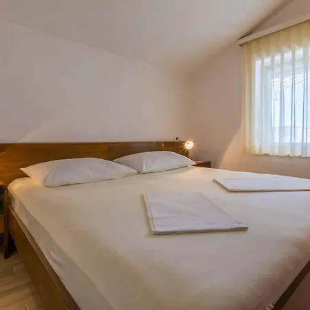 Two-bedroom In Xxxiv