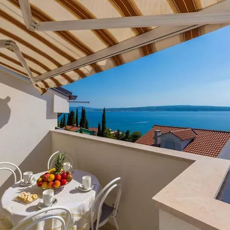 Two-bedroom In Crikvenica Xxxiv Apartment Dramalj
