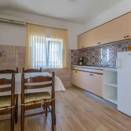 Apartmán Two-bedroom In Xxxiv *