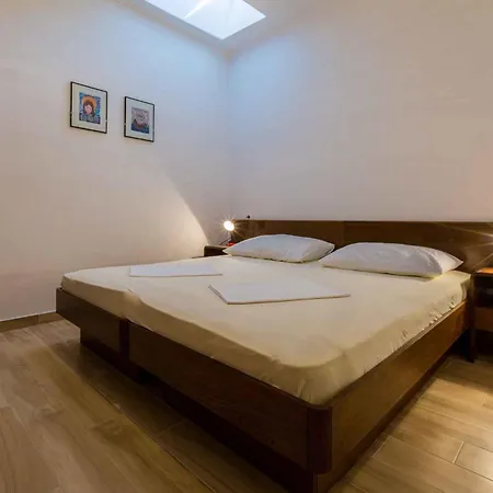 Two-bedroom In Xxxiv * Crikvenica