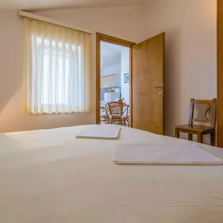 Apartmán Two-bedroom In Xxxiv