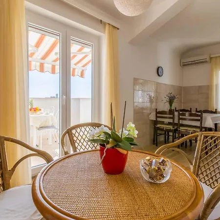 Apartmán Two-bedroom In Xxxiv