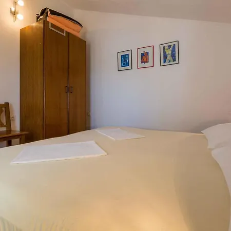 Two-bedroom In Xxxiv