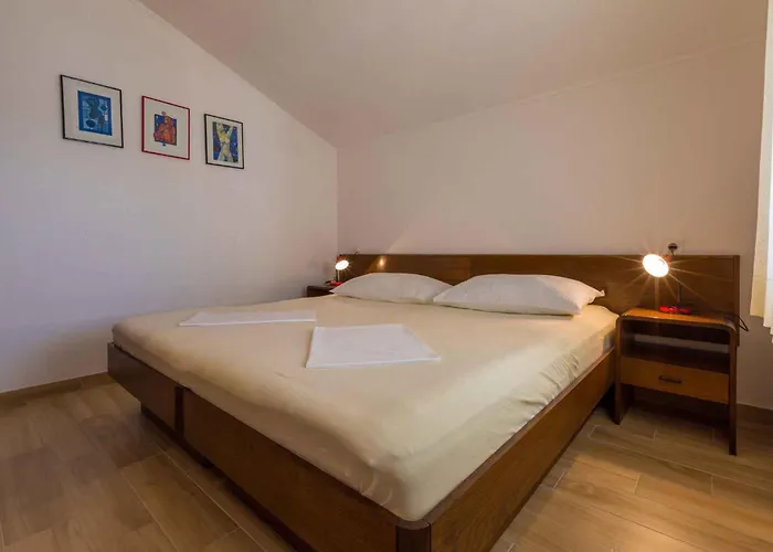 Two-bedroom In Xxxiv